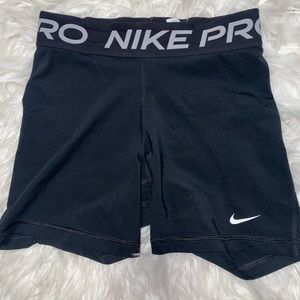 Nike pro shorts size s